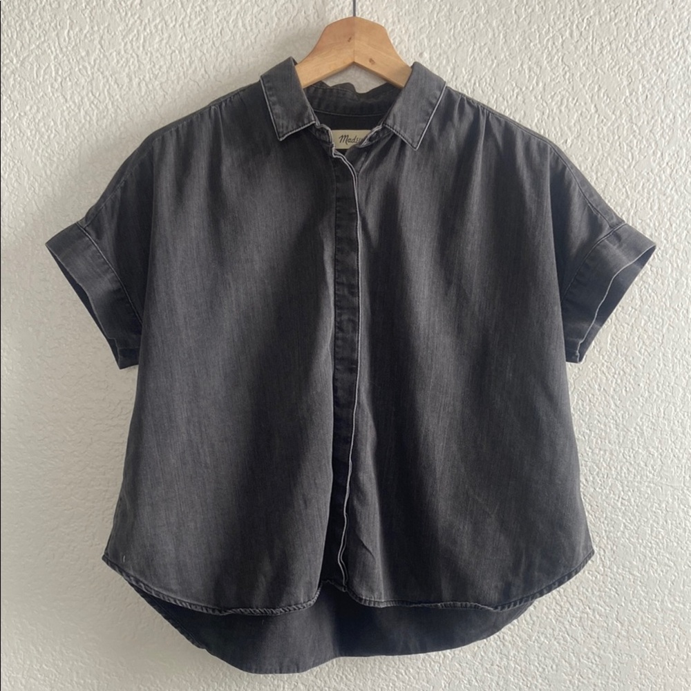Madewell Preppy Denim Short Sleeve Shirt